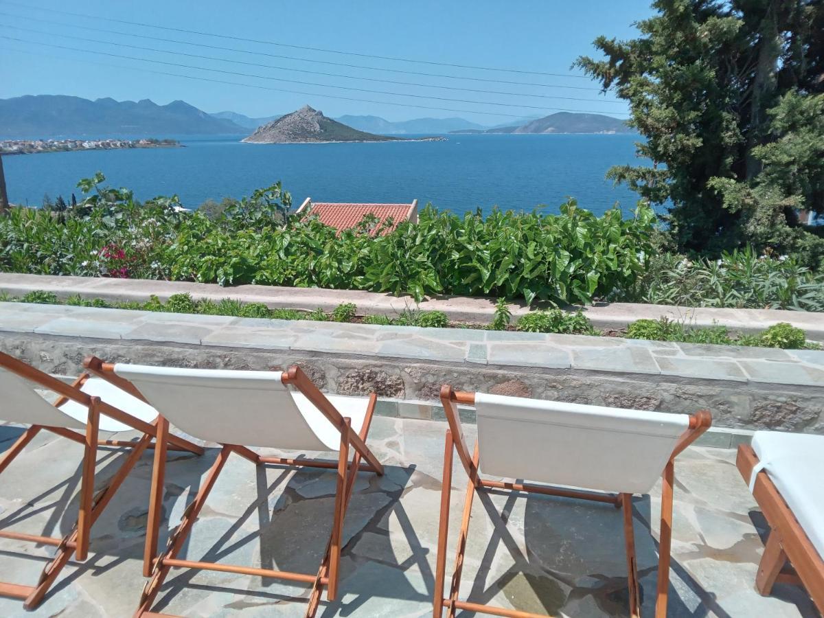 Fantastic House With A Wonderful View Of The Sea Villa Kapotidhes Exteriör bild