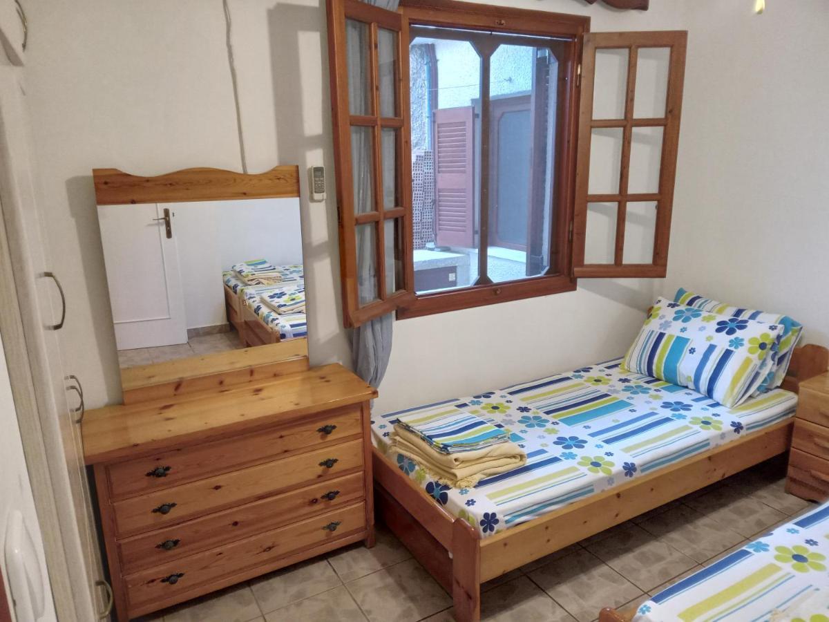 Fantastic House With A Wonderful View Of The Sea Villa Kapotidhes Exteriör bild